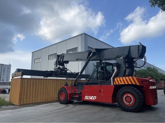 Performance Guaranteed Container Reach Stacker With CUMMINS QSM11-330 Engine And 45000kg Load Capacity
