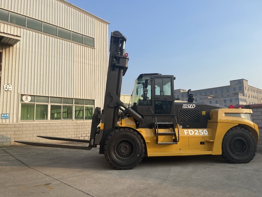 Hydraulic Transmission Heavy Lift Forklift with Orange Red Color and Tilt Angle of 45-90 Degrees