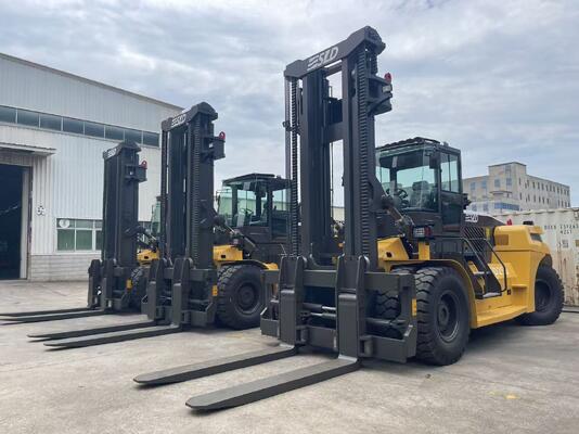 FD350 35 Ton Heavy Lift Forklift Truck For Bulk Cargo Terminal Handling
