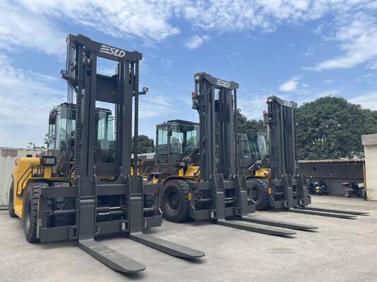 Counterbalance Forklift Fast Lift Speed Versatile Equipment Suitable for Warehousing Manufacturing and Distribution