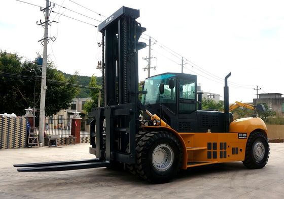 42 Ton High Load Capacity Heavy Lift Forklift With Tire Prong Attachment