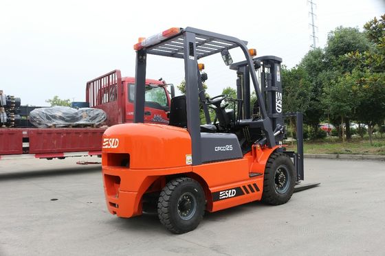 2 Stage/3 Stage 1070x120x40mm Fork Size 2.5tons Diesel Forklift Truck