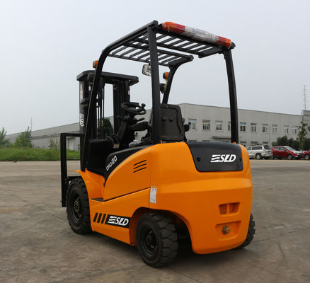 Industrial Mini Electric Forklift 2000kgs Load With Pneumatic Tyre