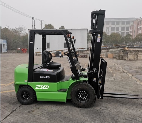 2 Stage Mast 2.5 Ton Diesel Forklift Truck Lifting Height 4000mm With Side Shift