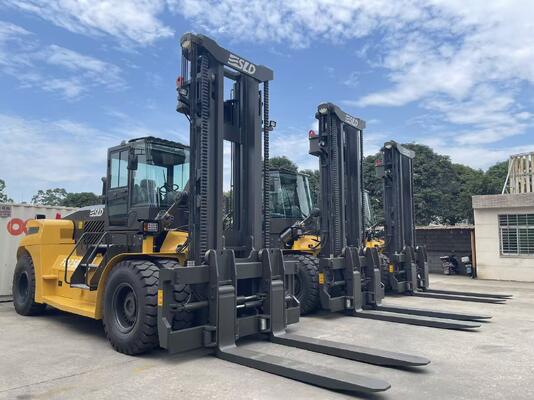 FD400 40 Ton Heavy Lift Forklift Truck For Container Terminal Handling