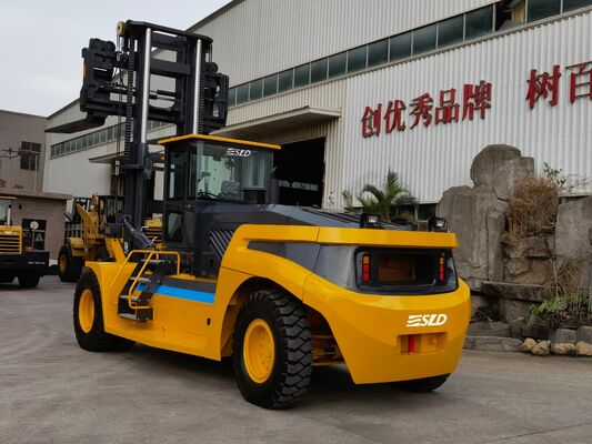 25 Ton Steel Plant Heavy Duty Forklift Truck Handling Hot Steel Coils Safely