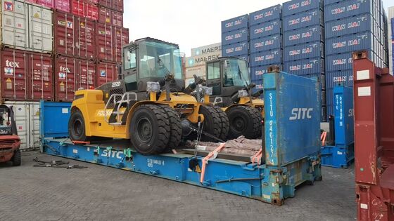 Container Handling 25 Ton High Lift Diesel Forklift Truck FD250 6000mm Mast