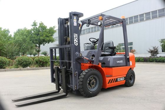 2 Stage/3 Stage 1070x120x40mm Fork Size 2.5tons Diesel Forklift Truck